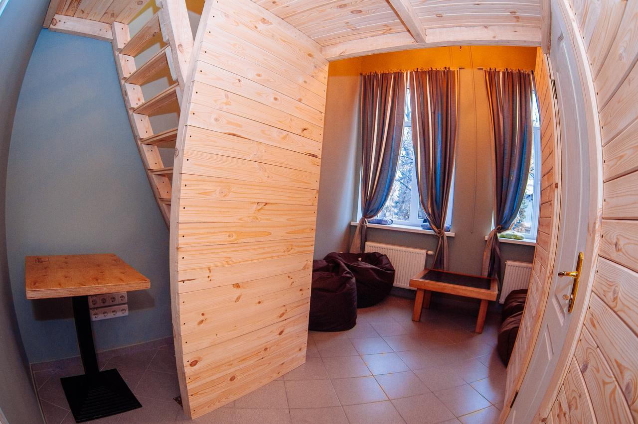 Papa'S Albergue Cherníhiv Exterior foto